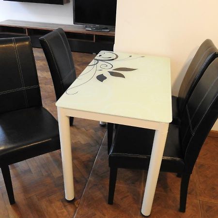 Appartement Laisves Aleja à Kaunas Extérieur photo